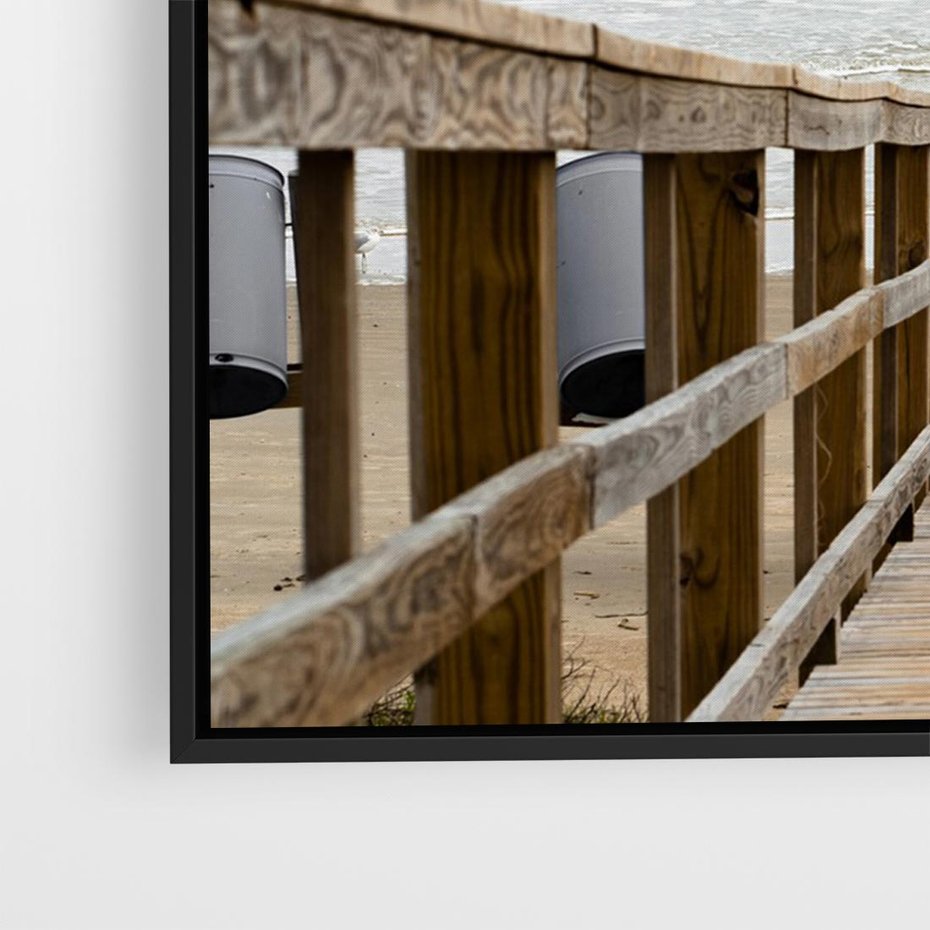 Obraz w ramie 70x50 - Morze i drewniany pomost - morze, pomost - rama czarna