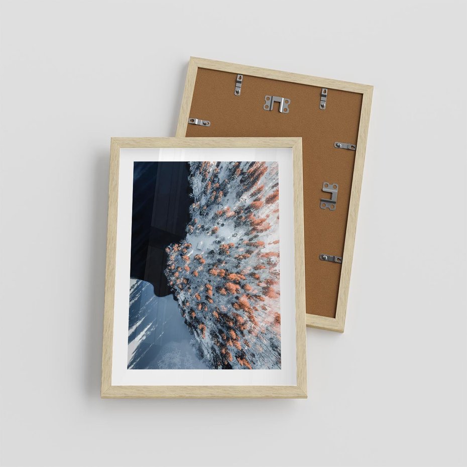 Plakat w ramie 30x40 - Lot Ptaka - zima, zimowy krajobraz - rama drewno