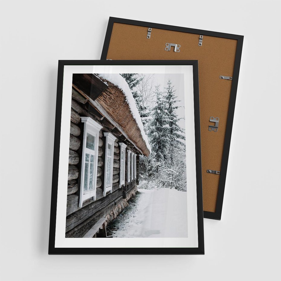 Plakat w ramie 50x70 - Cicha Zima - zima, domek w górach - rama czarna