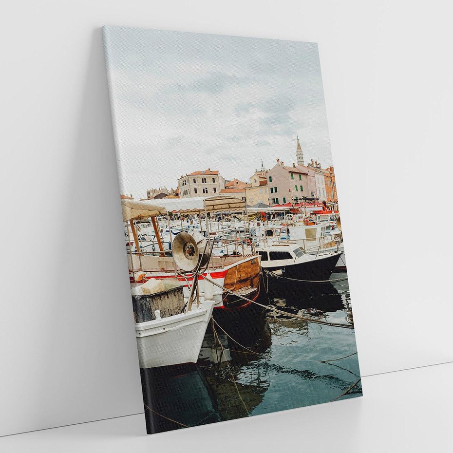 Obraz na płótnie 70x100 - Malowniczy Krajobraz Morski - morze, łódki