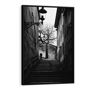 Obraz w ramie 70x100 - Ukryta Uliczka - czarno białe zdjęcie, schody - rama czarna