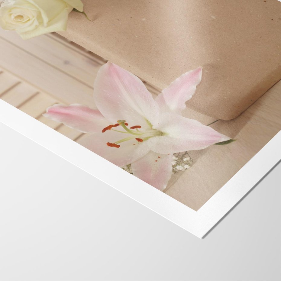 Plakat bez ramy 21x30 - Elegancja W Prostocie - kwiaty, mnimalizm