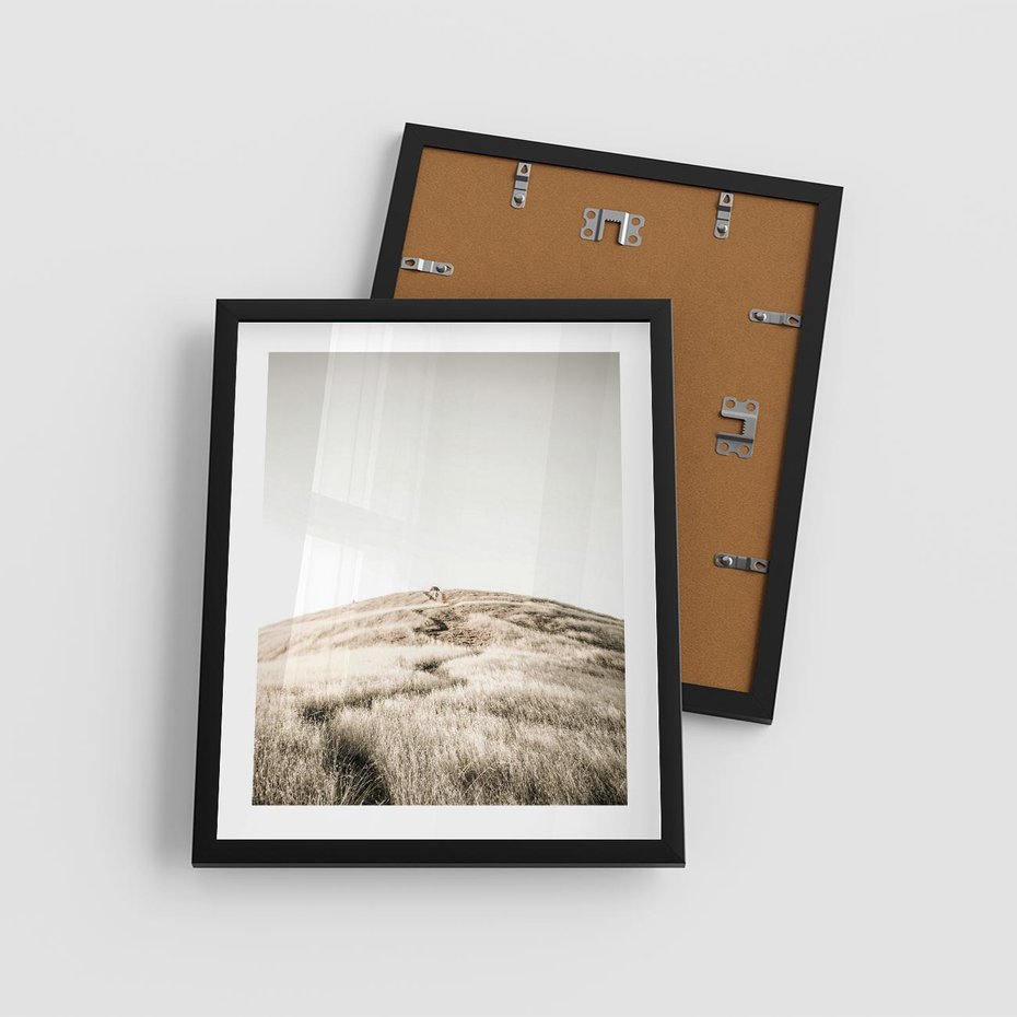 Plakat w ramie 40x50 - Wzgórze w Odcieniach Sepii - wzgórze, trawy - rama czarna
