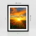 Plakat w ramie 40x50 - Magia zachodu słońca na łące z makami - łąka, zachód słońca - rama czarna