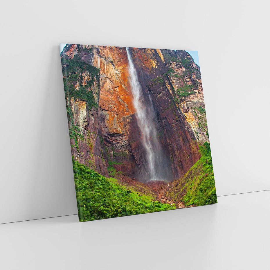 Obraz na płótnie 40x40 - Górska siła wodospadów - wodospad, góra