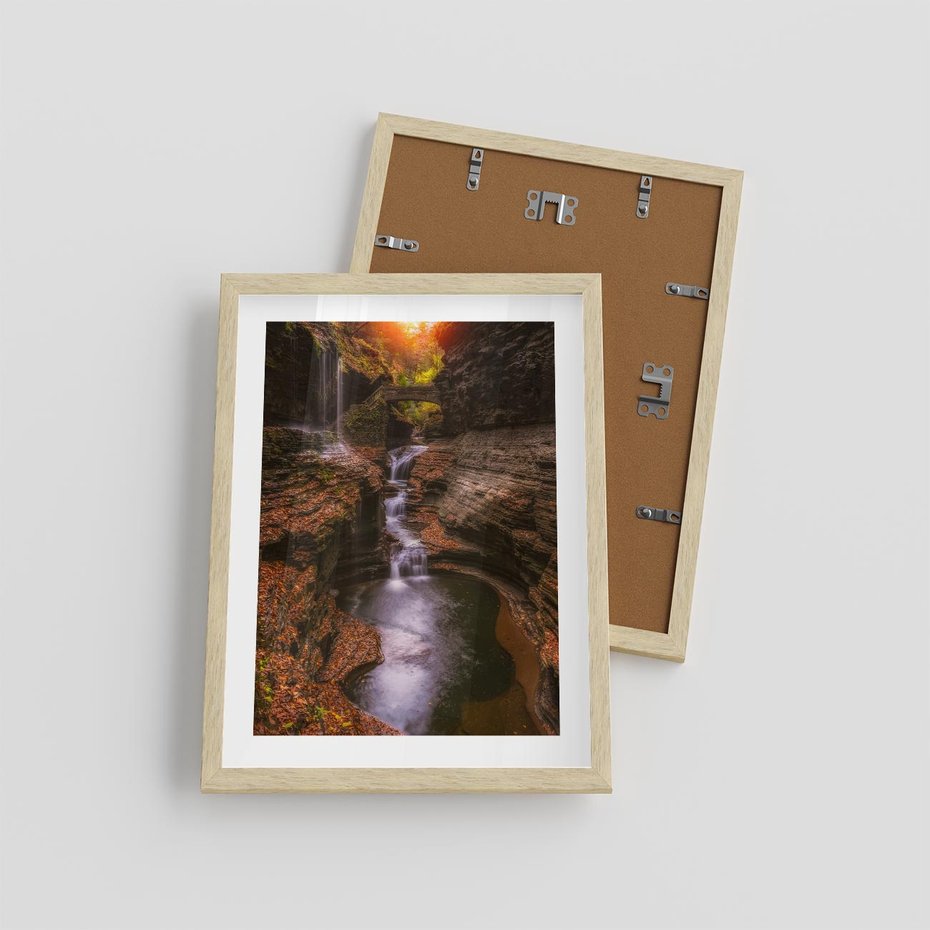 Plakat w ramie 30x40 - Barwna Harmonia - strumień, las - rama drewno