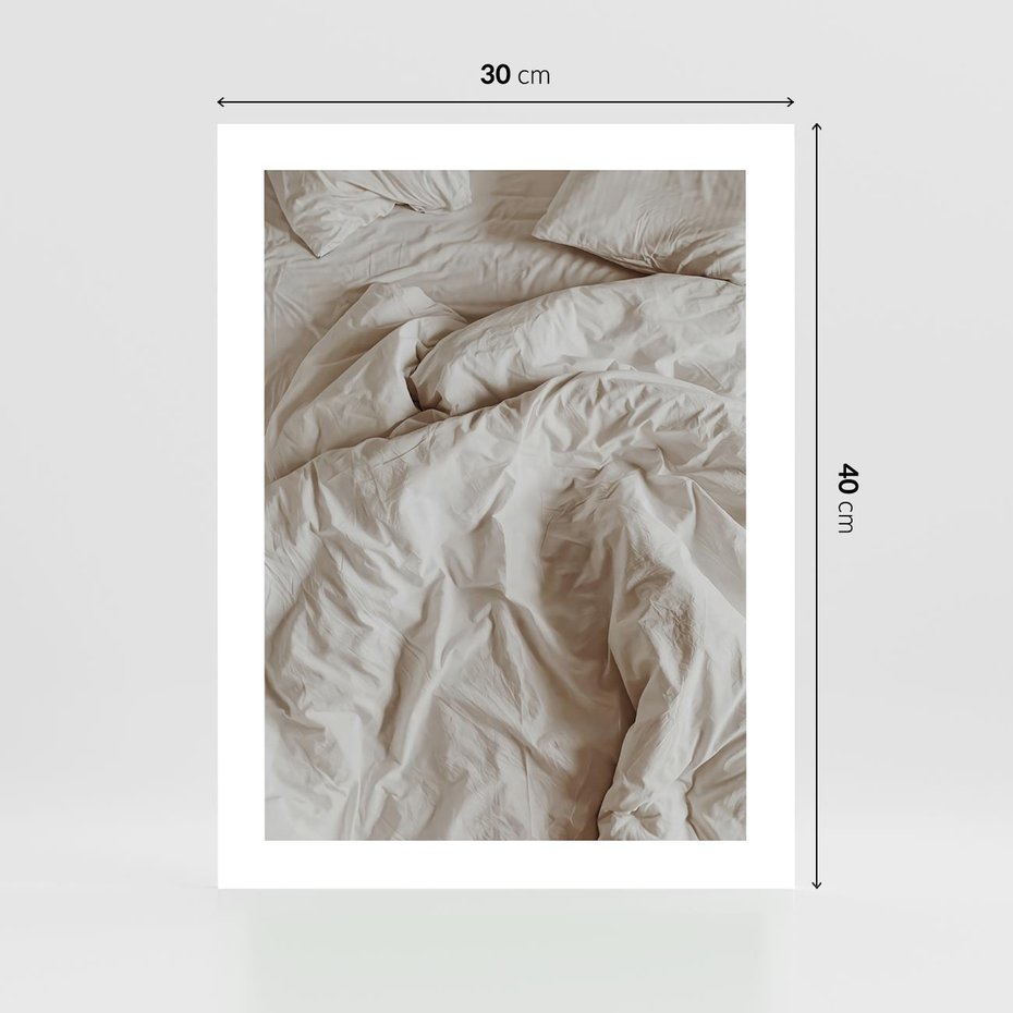 Plakat bez ramy 30x40 - Spokojna Noc - biała pościel, zdjęcie do sypialni