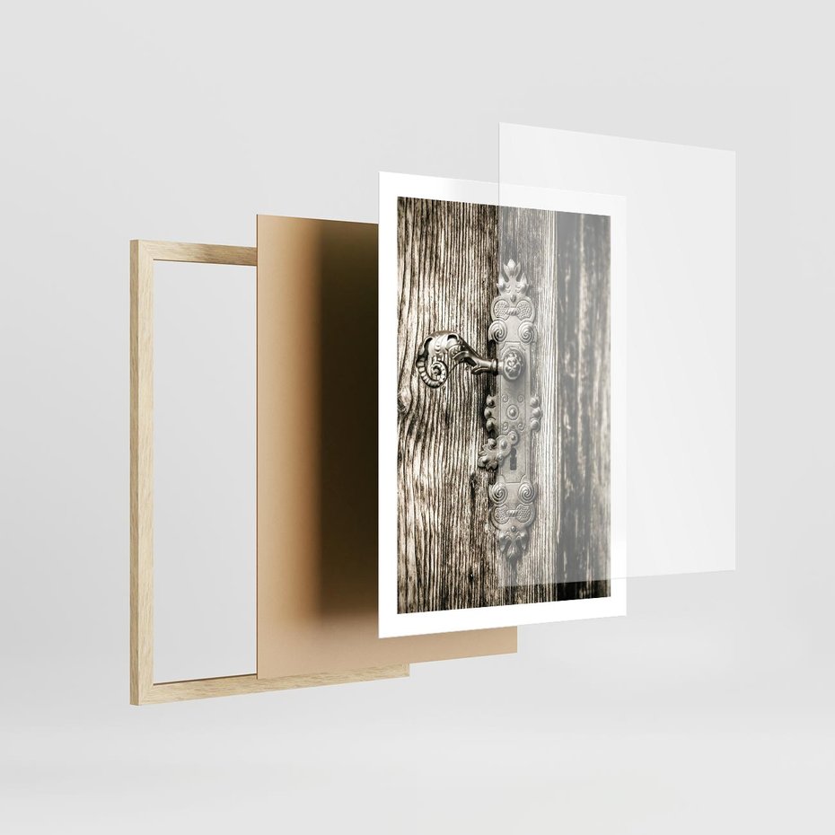 Plakat w ramie 50x70 - Stare Drzwi z Ozdobną Klamką - stare drzwi, klamka - rama drewno