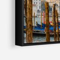Obraz w ramie 50x50 - Urok Wenecji - fotografia, przystań w Wenecji - rama czarna