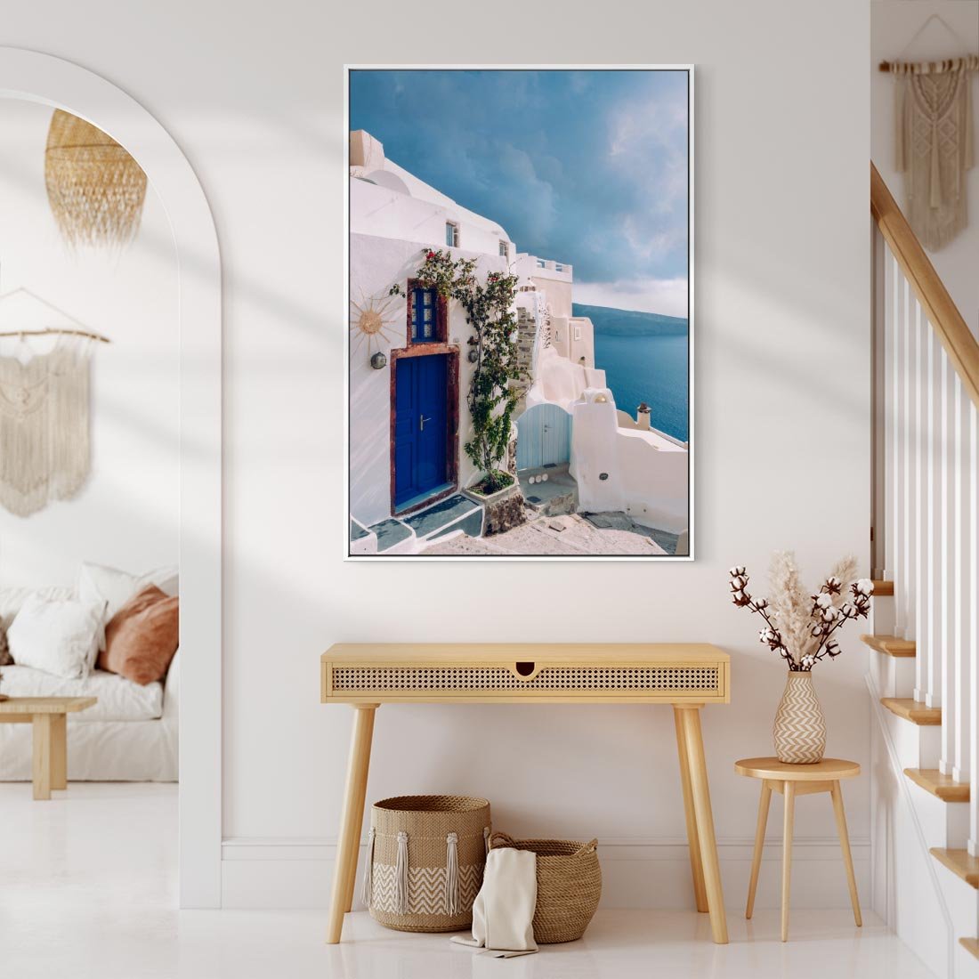 Obraz w ramie 80x120 - Urok Greckiej Wyspy - Santorini, Grecja - rama biała