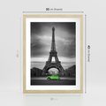 Plakat w ramie 30x40 - Paryskie Romantyczne Spotkanie - Eiffla, samochód - rama drewno