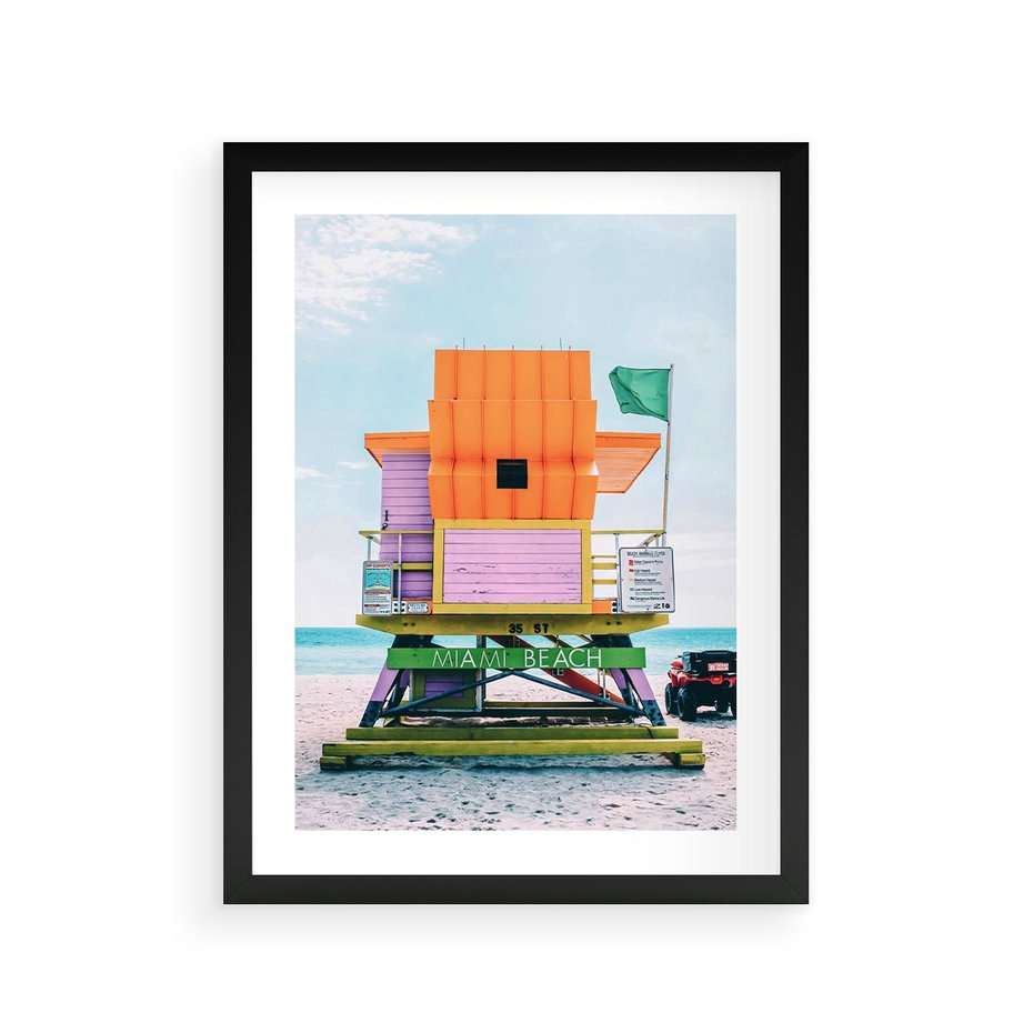 Plakat w ramie 30x40 - Plaża Miami w Słoneczny Dzień - domek ratownika, kolorowy - rama czarna