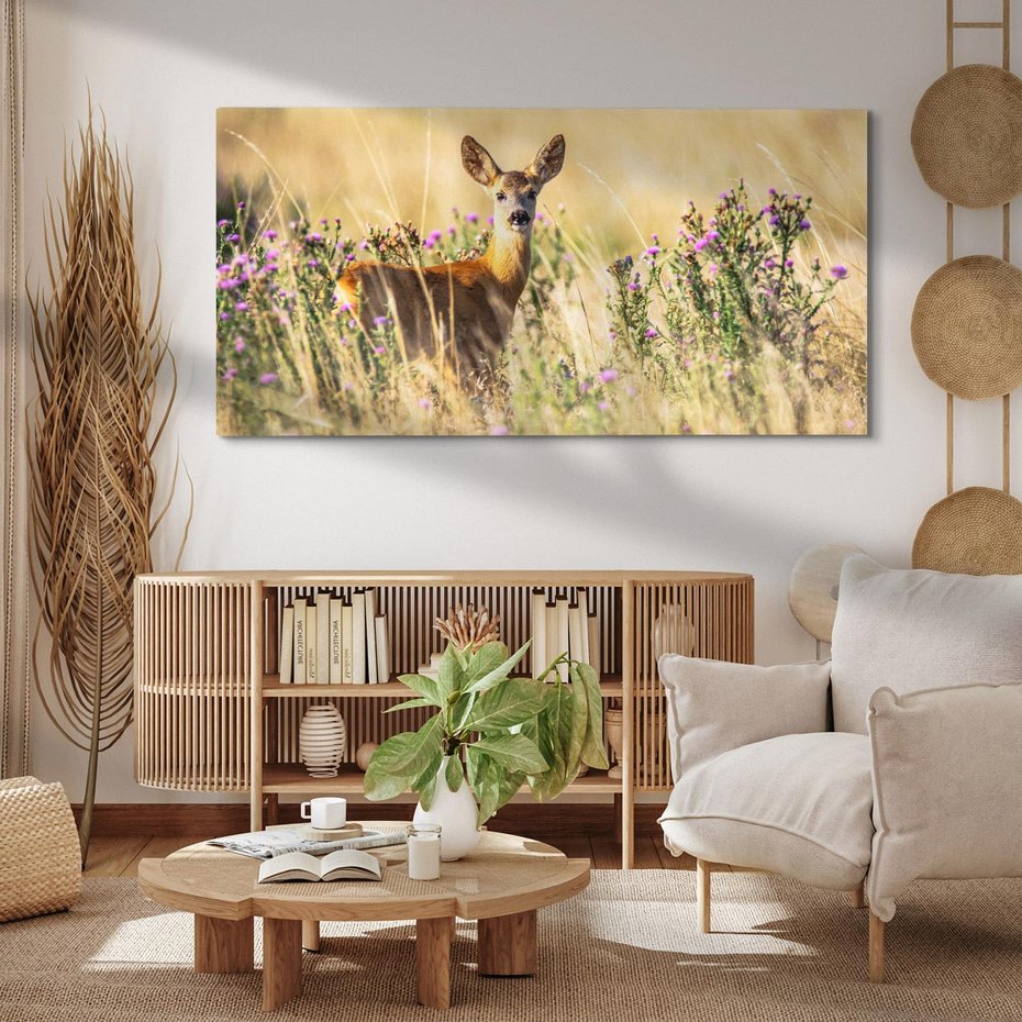 Obraz na płótnie 120x60 - Sarenka na malowniczej łące - sarna, sarenka