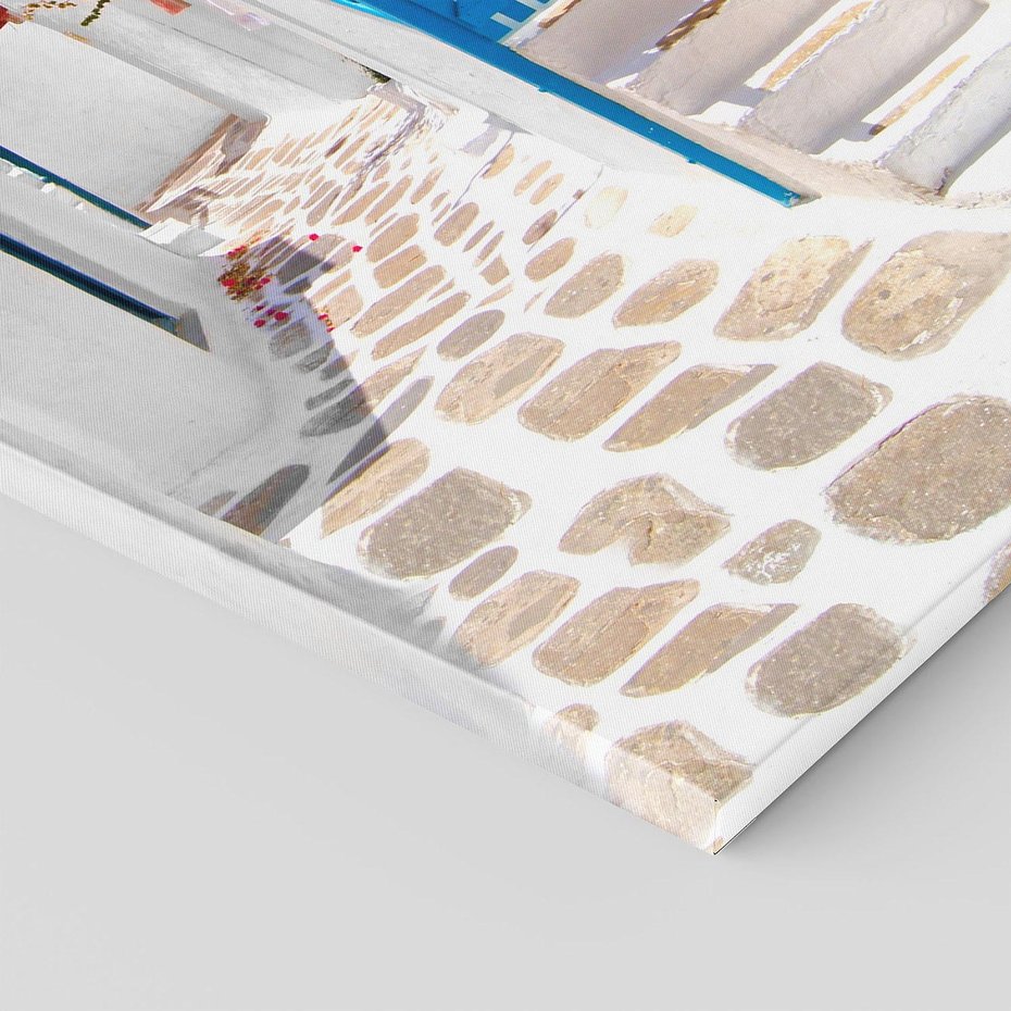 Obraz na płótnie 50x70 - Santorini: urok Grecji - Santorini, Grecja