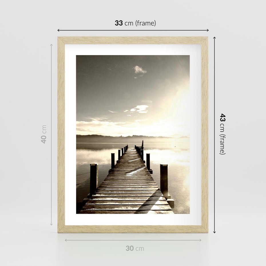 Plakat w ramie 30x40 - Mglisty poranek na pomostcie - pomost, mgła - rama drewno