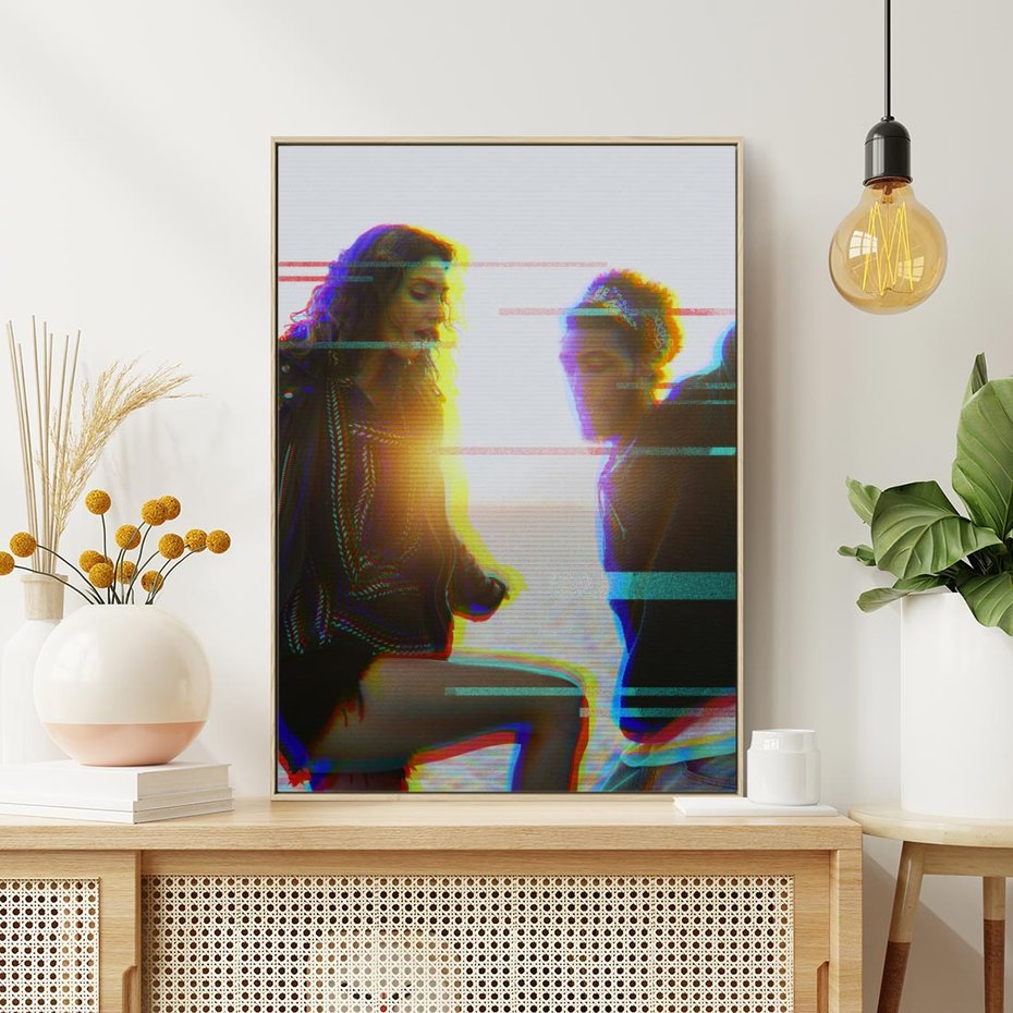 Obraz w ramie 50x70 - Taniec tęsknot - zdjęcie w stylu retro, dodane kolorowe akcenty - rama drewno