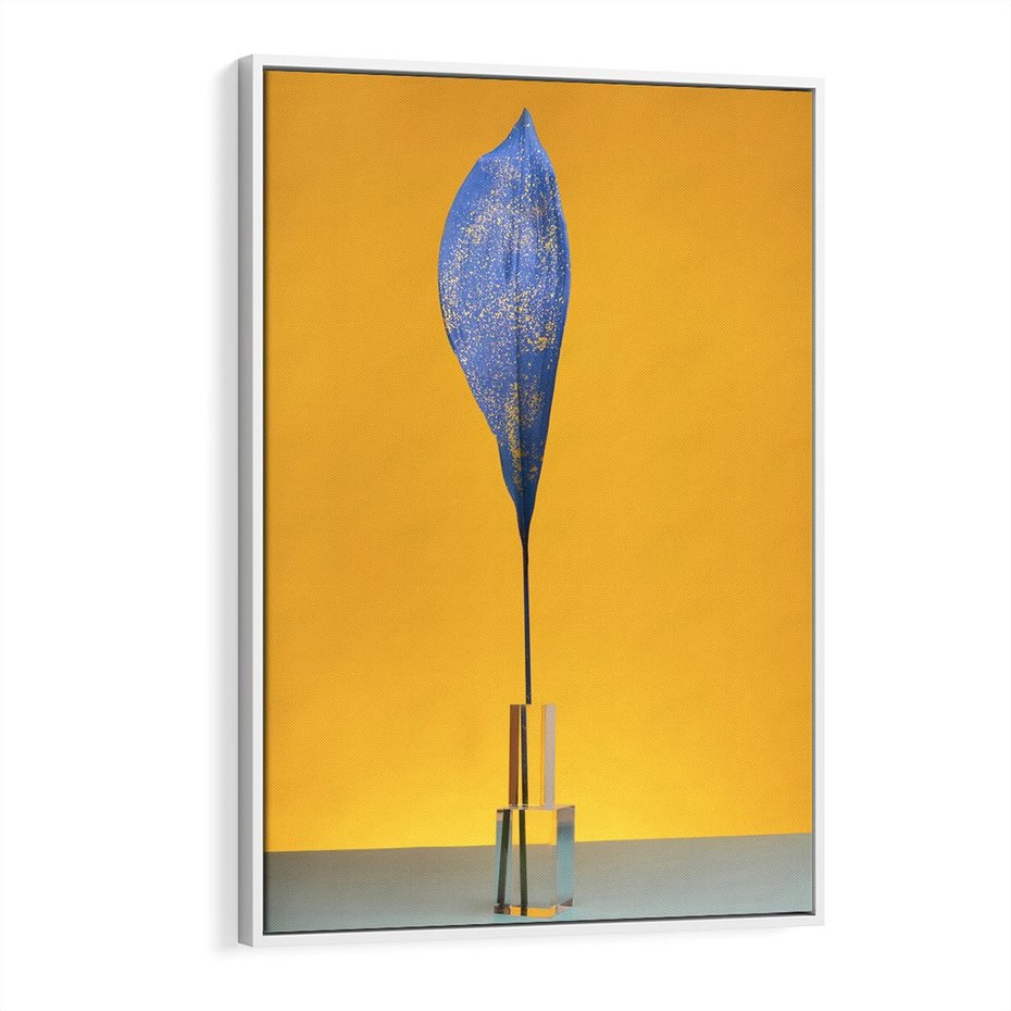 Obraz w ramie 80x120 - Niebiańskie liście - liść, liście - rama biała