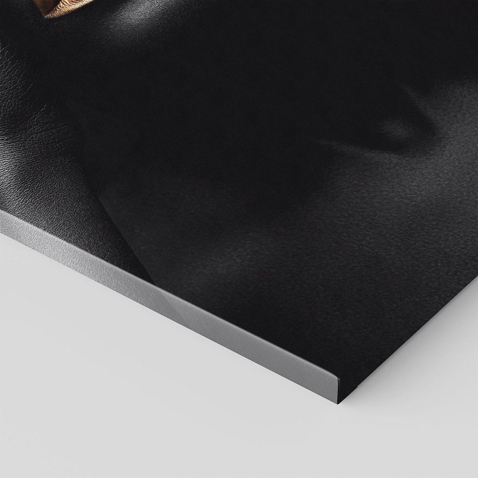 Obraz na płótnie 70x100 - Złote Usta wyjątkowa subtelność - złote usta, złote palce