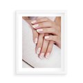 Plakat w ramie 40x50 - Piękno manicure - manicure, paznokcie - rama biała