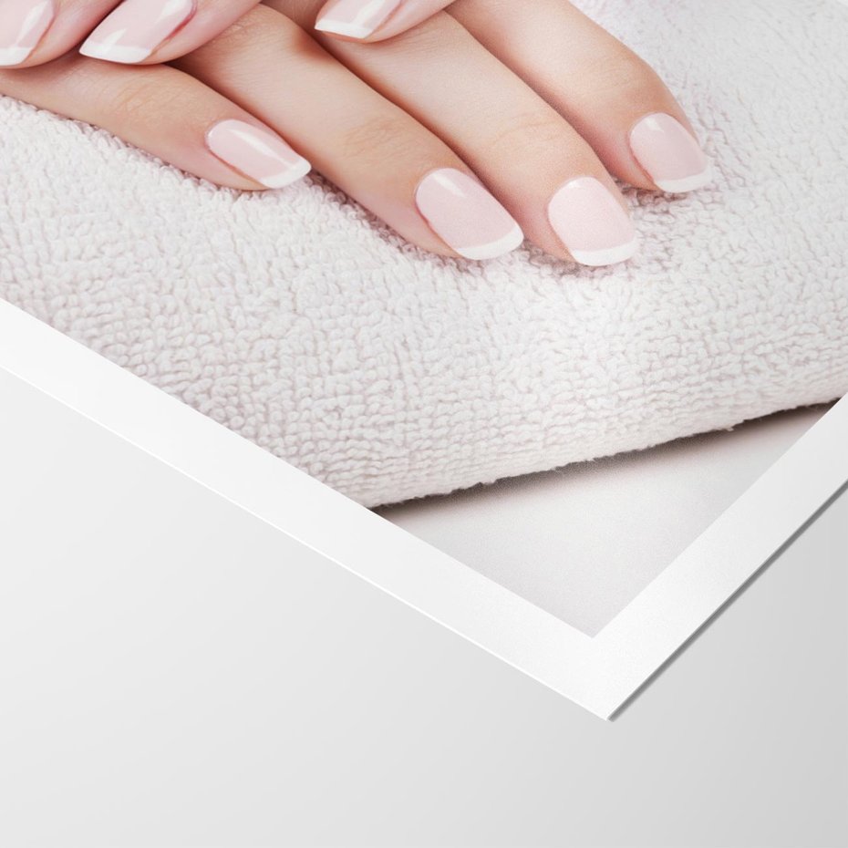 Plakat bez ramy 50x70 - Piękno manicure - manicure, paznokcie