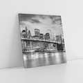 Obraz na płótnie 40x40 - połączenie ikonicznego miasta - most, Nowy Jork