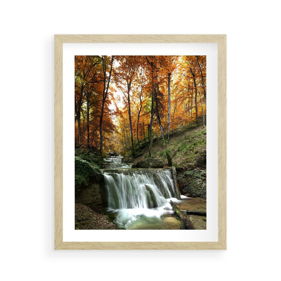 Plakat w ramie 40x50 - Jesienny wodospad w lesie - wodospad, las - rama drewno