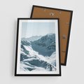 Plakat w ramie 50x70 - Surowość Gór - górskie szczyty, śnieg - rama czarna