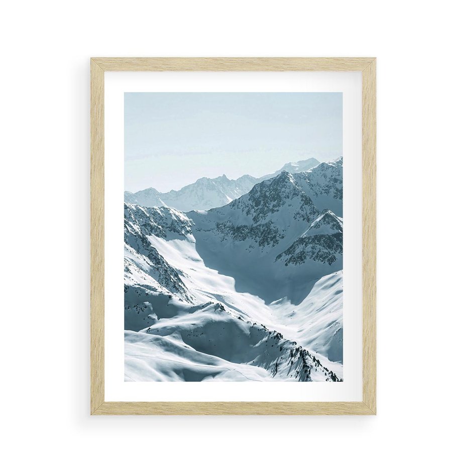 Plakat w ramie 40x50 - Surowość Gór - górskie szczyty, śnieg - rama drewno