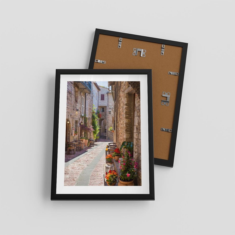 Plakat w ramie 30x40 - Malownicze Zakątki Miasta - uliczka, perspektywa - rama czarna