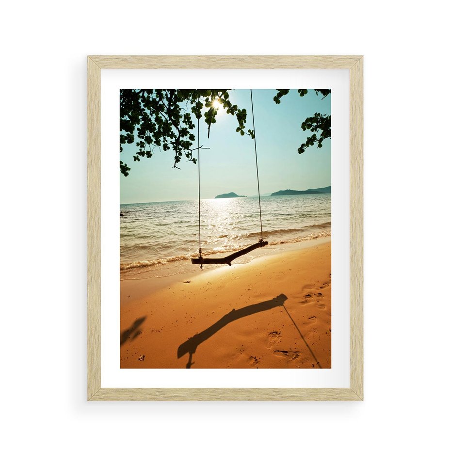 Plakat w ramie 40x50 - Tropikalna plaża i huśtawka - plaża, tropiki - rama drewno