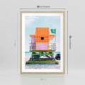 Plakat w ramie 50x70 - Plaża Miami w Słoneczny Dzień - domek ratownika, kolorowy - rama drewno