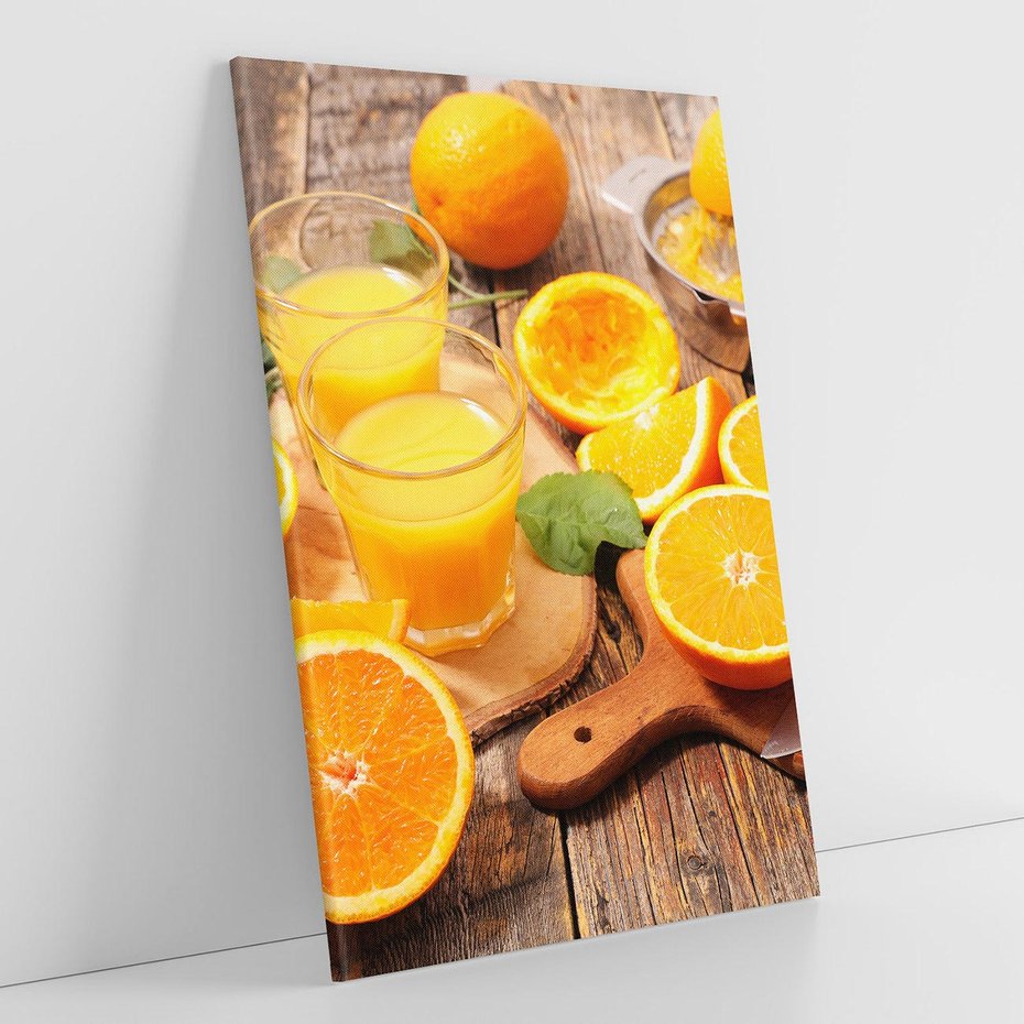 Obraz na płótnie 70x100 - Soczyste pomarańcze i soki - pomarańcze, soki