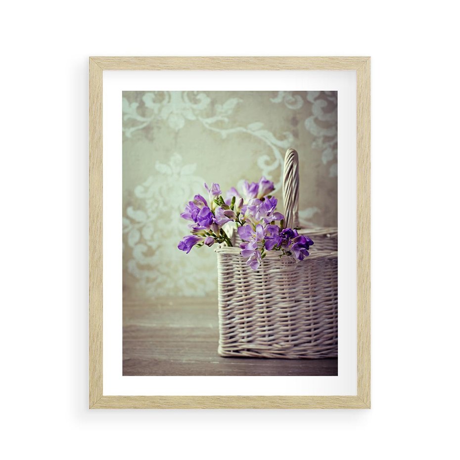 Plakat w ramie 40x50 - Kwiatowy koszyk - kwiaty, koszyk - rama drewno