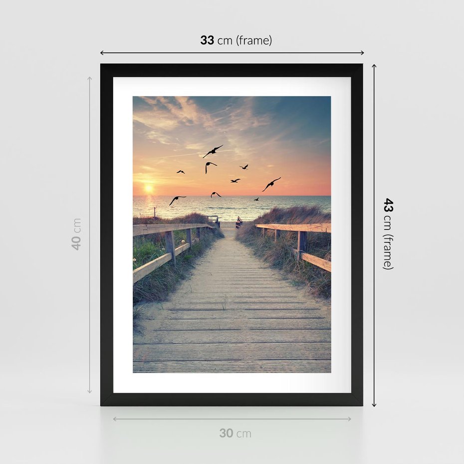 Plakat w ramie 30x40 - Sielanka nad brzegiem - plaża, pomost - rama czarna