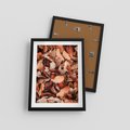 Plakat w ramie 30x40 - Magia Jesiennej Ziemi - liście, jesień - rama czarna