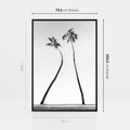 Obraz w ramie 70x100 - Samotne Palmy - czarno biała fotografia, dwie samotne palmy - rama czarna