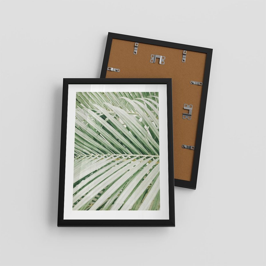 Plakat w ramie 30x40 - Liście Palmy: Egzotyczna Grafika - palma, liście palmy - rama czarna