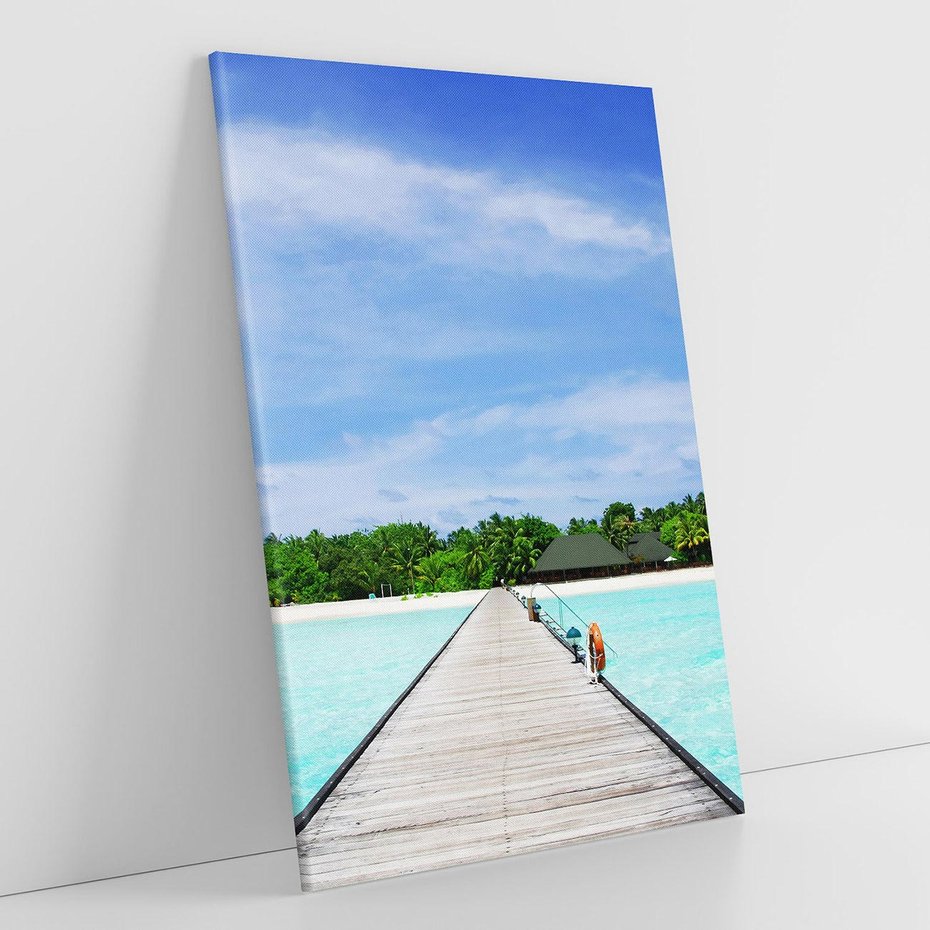 Obraz na płótnie 50x70 - Idylliczne molo na wyspie - plaża, molo