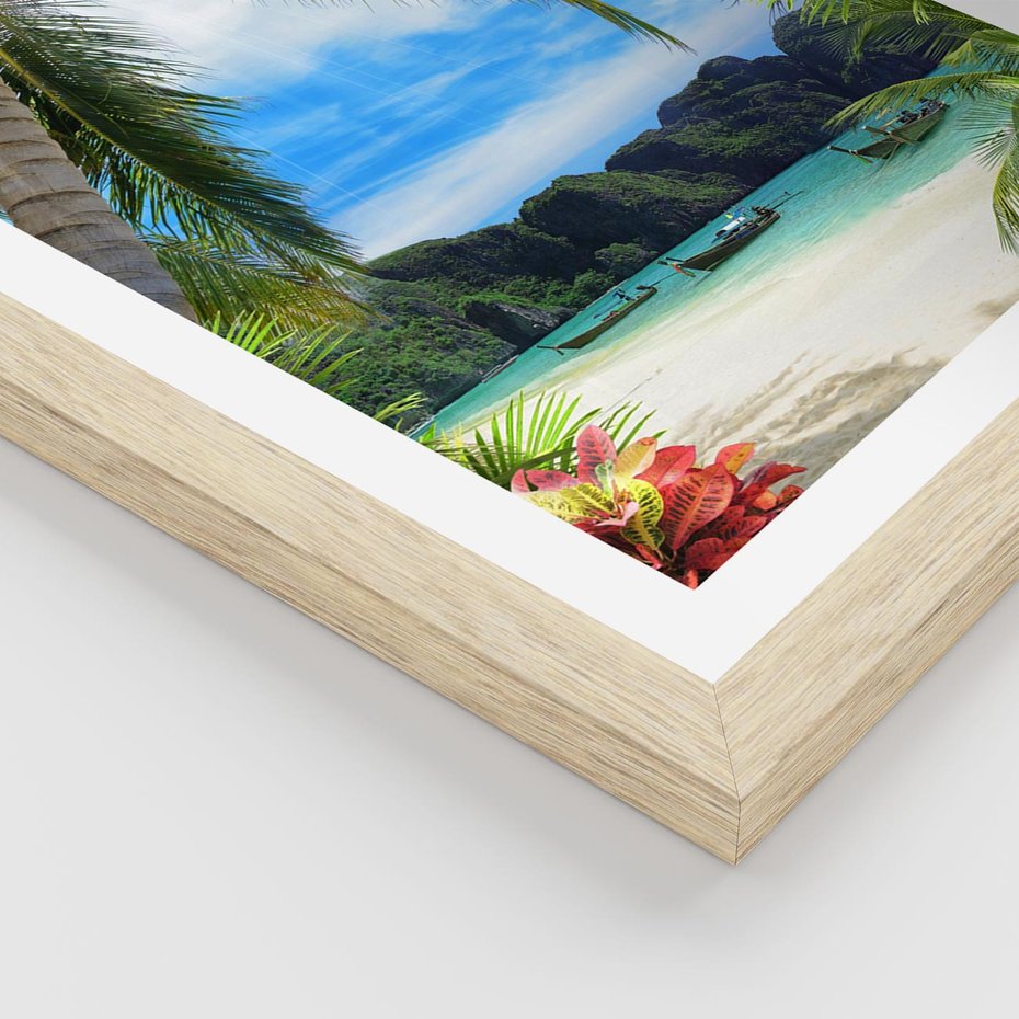 Plakat w ramie 50x70 - Palmy tańczące na tropikalnej plaży - palmy, plaża - rama drewno