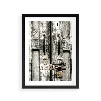 Plakat w ramie 30x40 - Retro Drzwi: Zamknięta Tajemnica - stare drzwi, kłódka - rama czarna