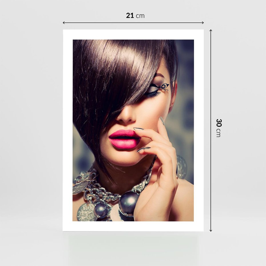 Plakat bez ramy 21x30 - Kobiecy urok w makijażu i fryzurze - makijaż, fryzura