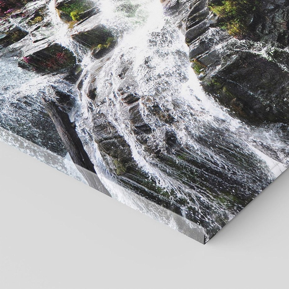 Obraz na płótnie 120x80 - Wodospad wśród majestatycznych gór - wodospad, góry