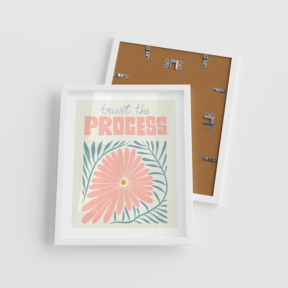 Plakat w ramie 40x50 - Symfonia Światła - typografia, pastelowa stokrotka - rama biała