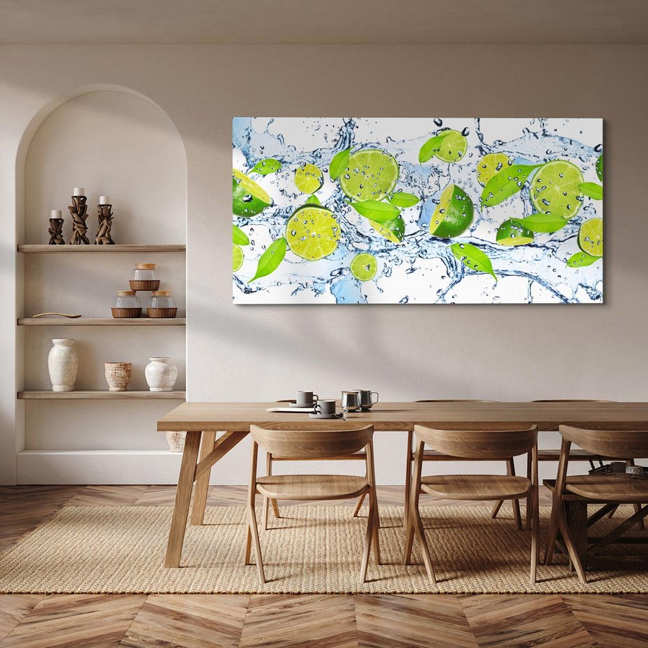 Obraz na płótnie 140x70 - Świeżość limonki i błękity wody - limonka, woda