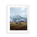 Plakat w ramie 40x50 - Odkryj Ich Urok - góry, skandynawia - rama biała