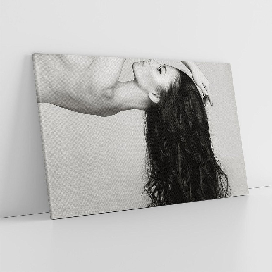 Obraz na płótnie 120x80 - Piękno włosów kobiety w ruchu - włosy, piękno