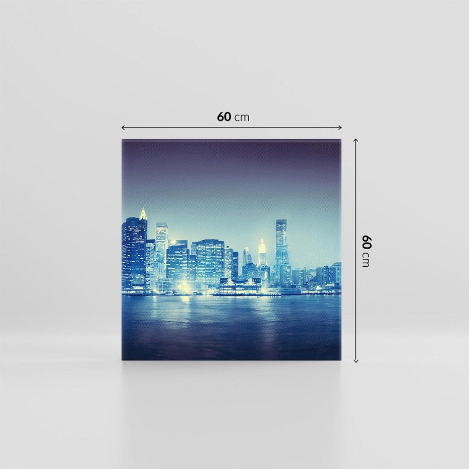 Obraz na płótnie 60x60 - Architektura i tętniące życie - Miasto, Architektura