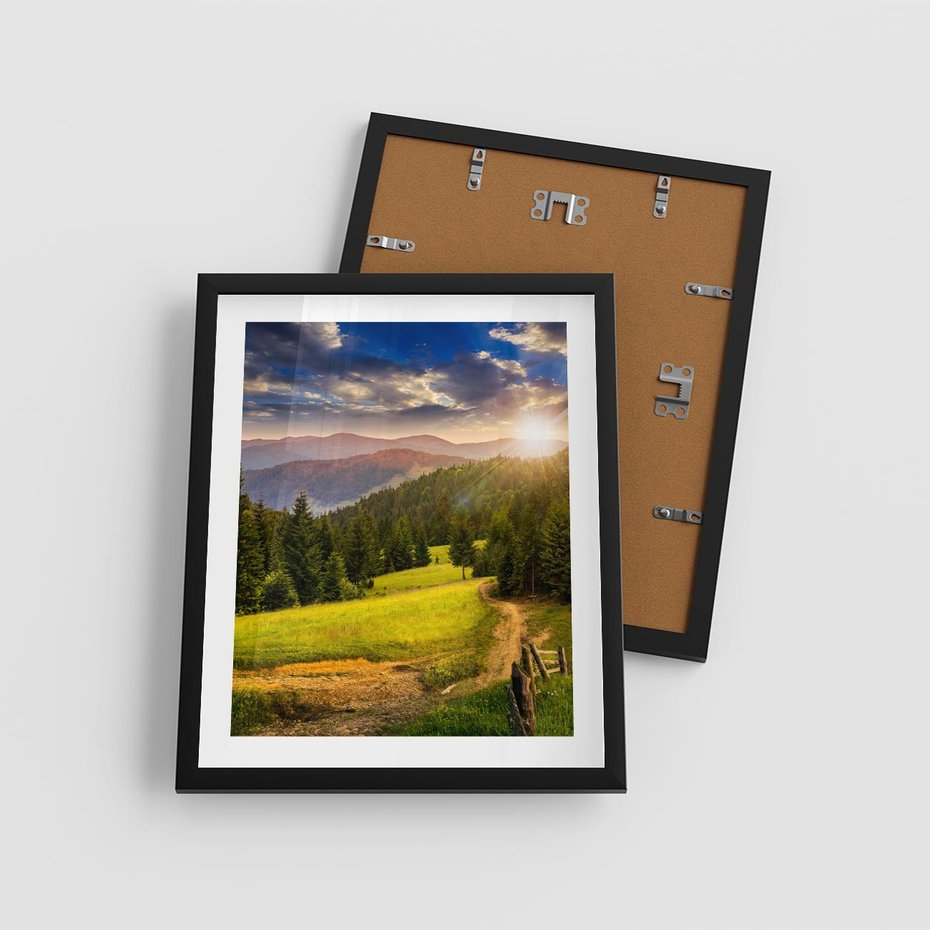 Plakat w ramie 40x50 - Zachód słońca na łące - zachód, łąka - rama czarna