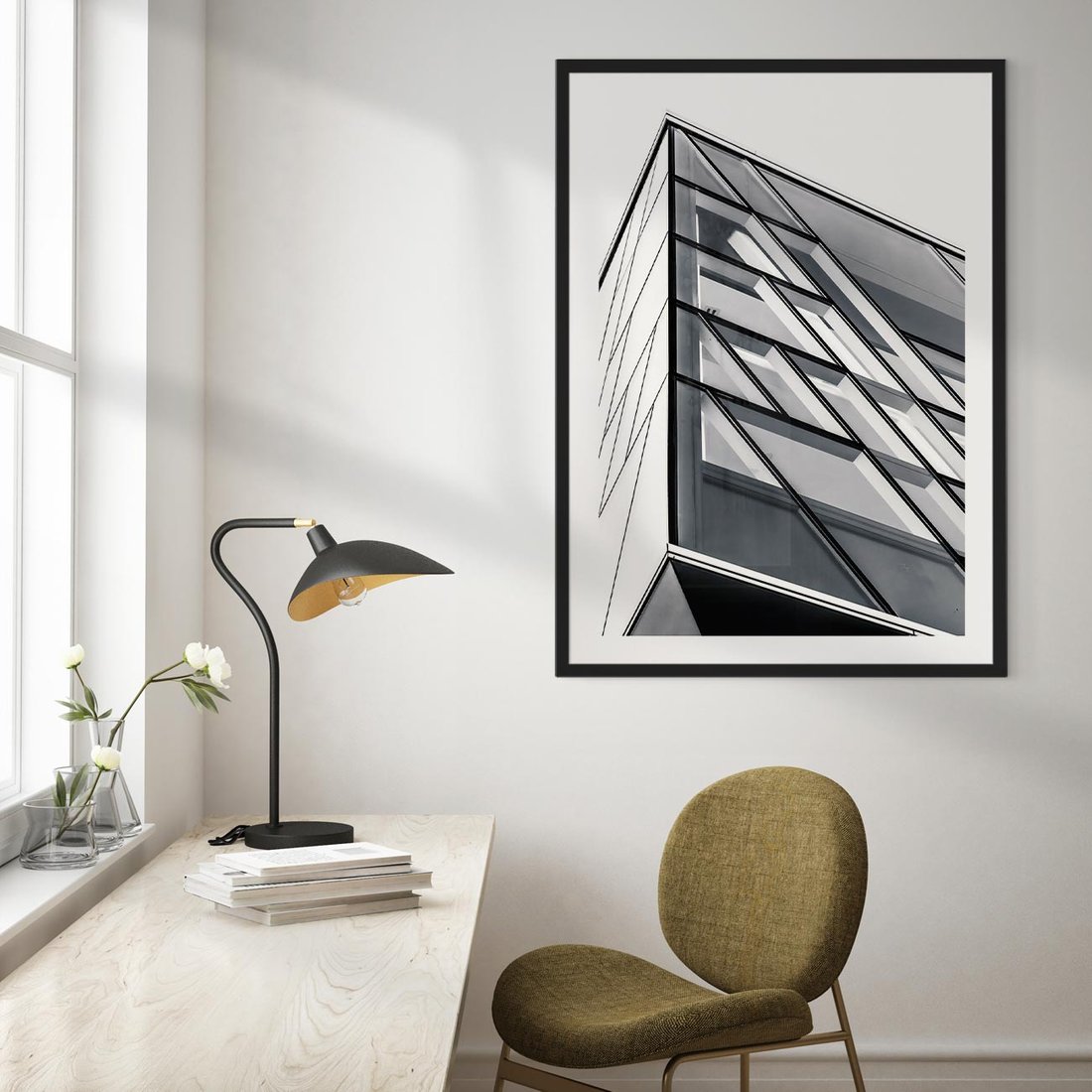 Plakat w ramie 50x70 - Architektura Przyszłości: Czarno-Białe Ujęcie - nowoczesna architektura, czarno białe zdjęcie - rama czarna