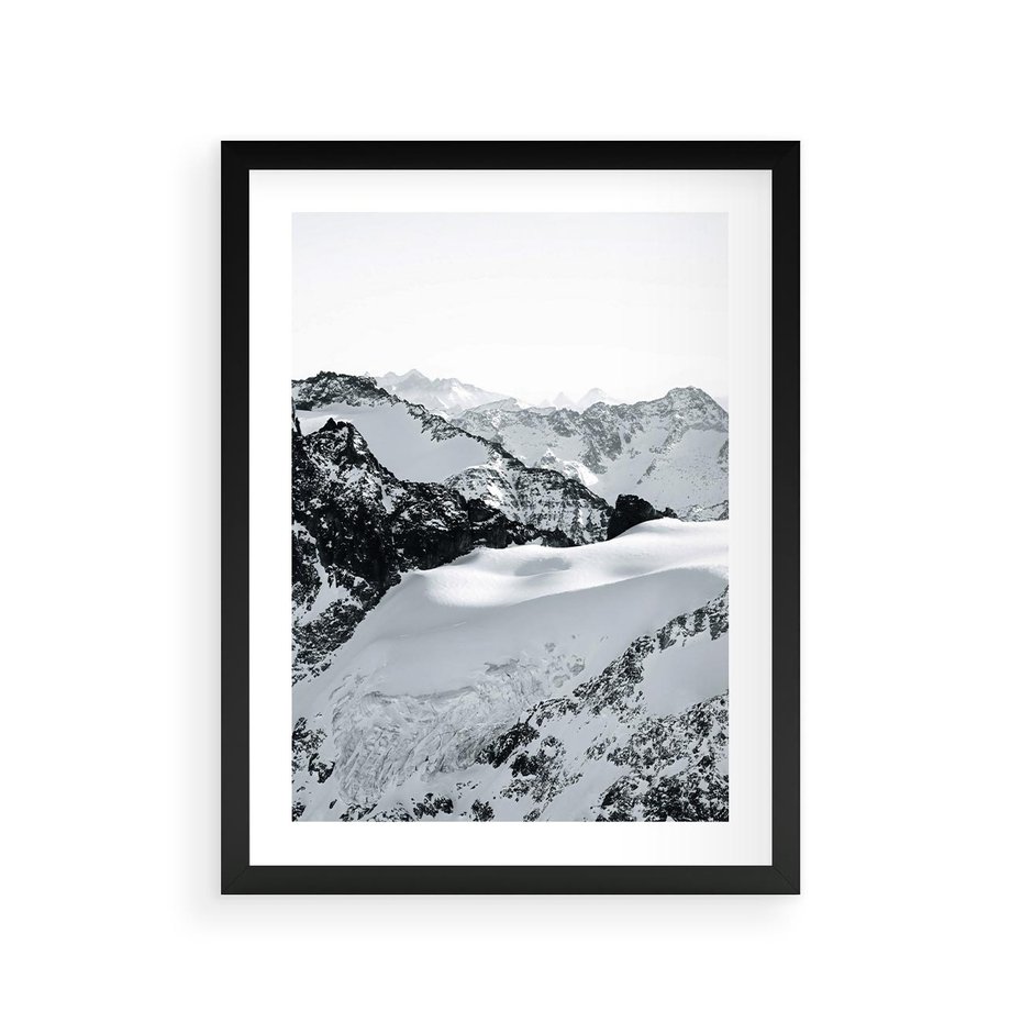 Plakat w ramie 30x40 - Biały Zimowy Pejzaż - góry w zimie, ośnieżone wysokie szczyty - rama czarna
